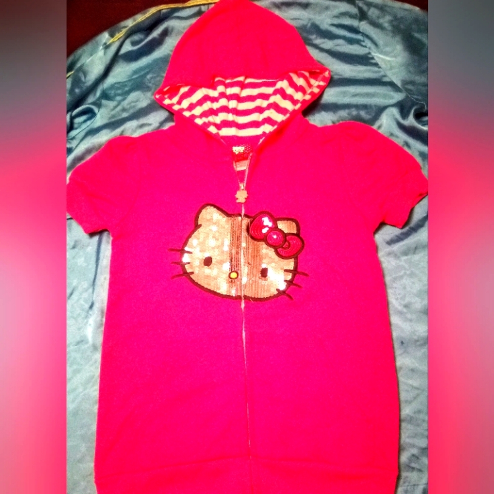 HELLO KITTY Top SZ. 8 Pink & White w/sequence kitty face